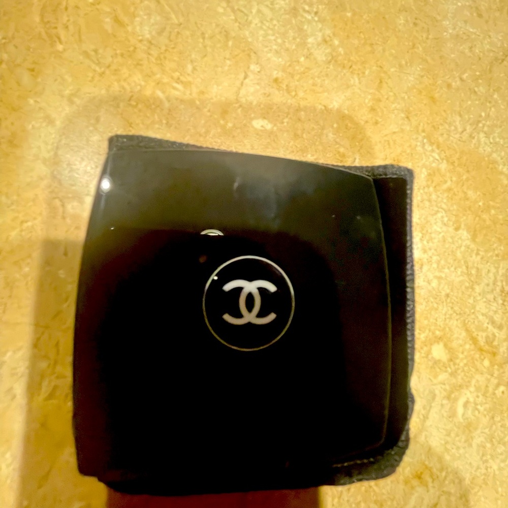 CHANEL COMPACT MIRROR